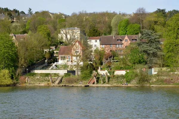 Francja, malownicze miasto triel sur seine — Zdjęcie stockowe