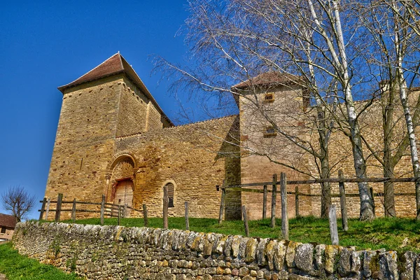 Frankrike, pittoreska byn av Aferdita le duc i Saone et Loire — Stockfoto