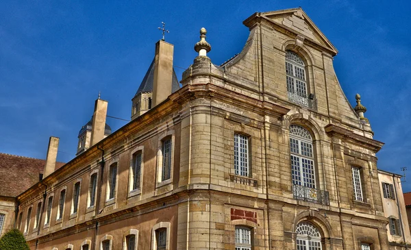 Francia, pittoresca città di Cluny in Saone et Loire — Foto Stock