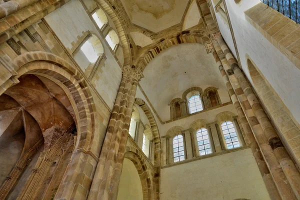 Frankrijk, schilderachtige stad van Cluny in Saone et Loire — Stockfoto