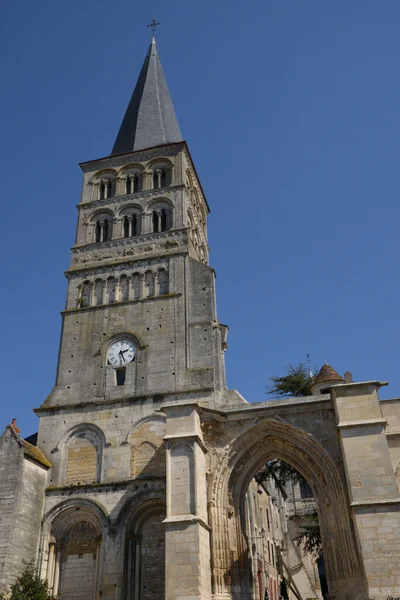 Frankreich, malerische stadt la charite sur loire in bourgogne — Stockfoto