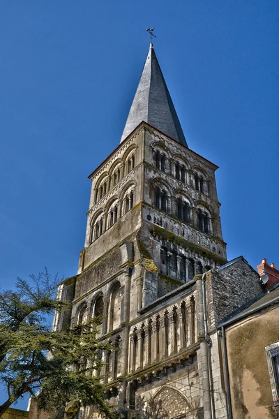 Francja, malownicze miasto La Charité sur Loire, w regionie Burgundia — Zdjęcie stockowe