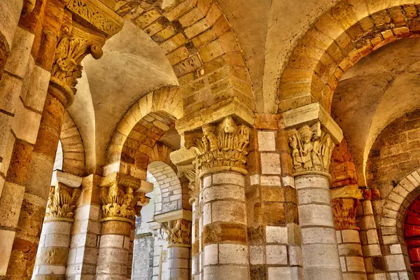 Saint Benoit pitoresk şehir sur Loire Val de Loire içinde — Stok fotoğraf