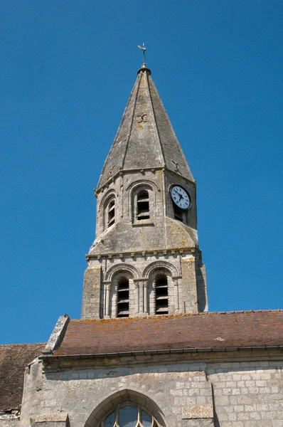 Frankrijk, pittoreske kerk van bouconvillers — Stockfoto