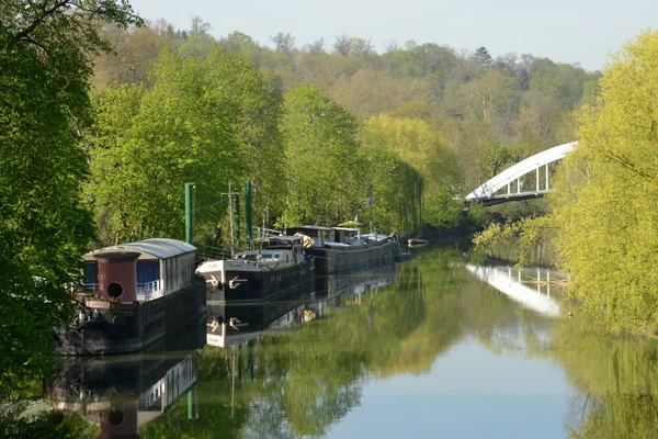 Ile de France, malowniczym mieście Poissy — Zdjęcie stockowe