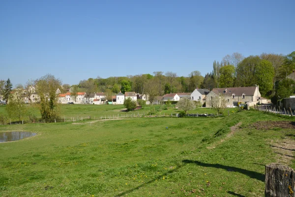 Frankrike, den pittoreska byn seraincourt — Stockfoto