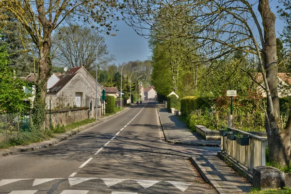 Frankrijk, het schilderachtige dorpje van seraincourt — Stockfoto