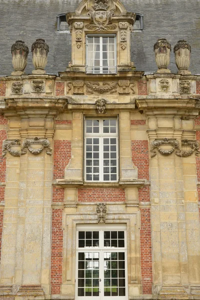 Normandie, malebný hrad Miromesnil v Tourville sur — Stock fotografie