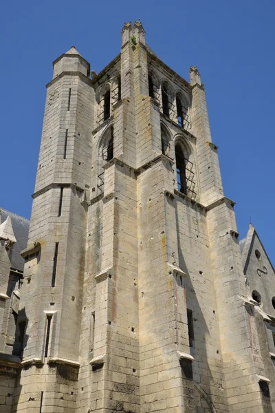 Francia, pintoresca iglesia de Chambly en Picardie — Foto de Stock