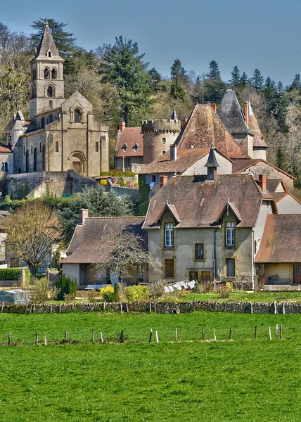 Franciaország, festői falu Chateauneuf Saone et Loire — Stock Fotó