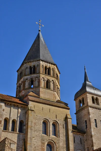 Frankrijk, schilderachtige stad van Cluny in Saone et Loire — Stockfoto