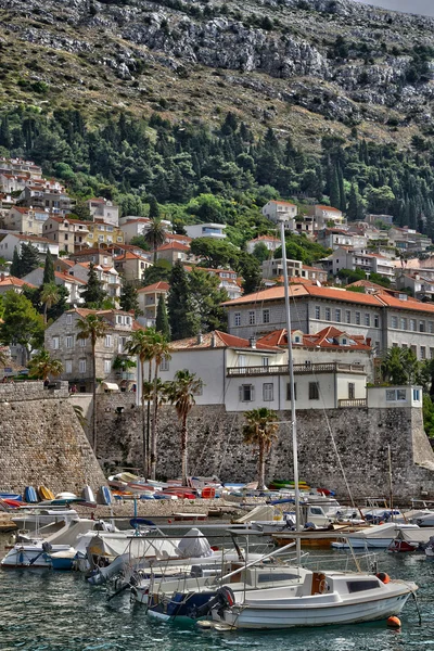 Kroatien, gamla och pittoreska staden Dubrovnik — Stockfoto