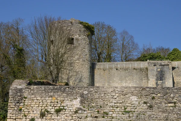 Frankrike, pittoreska staden av La Charite sur Loire i Bourgogne — Stockfoto