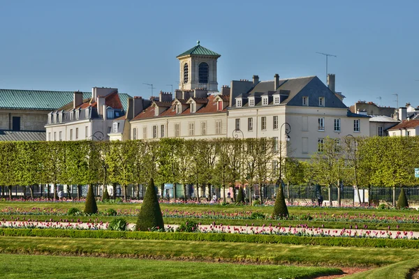 Francia, el pintoresco parque del castillo de Saint Germain en Laye —  Fotos de Stock