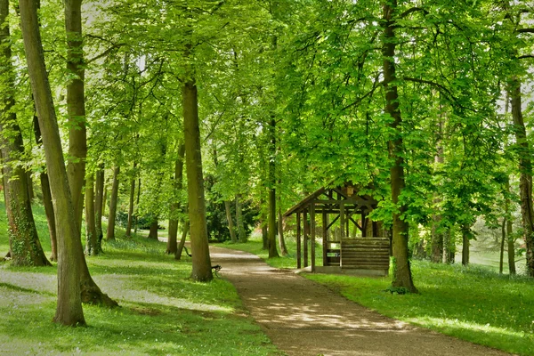 Ile de France, pintoresca ciudad de Poissy — Foto de Stock