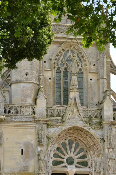 Picardie, la pintoresca iglesia de Serans — Foto de Stock