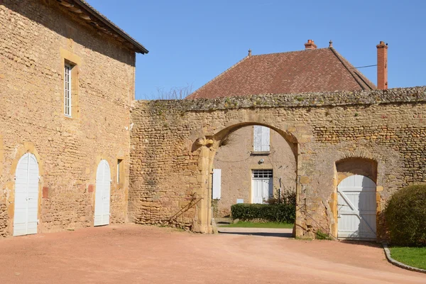 Frankrijk, pittoreske dorp van b Anzy le duc in Saone et Loire — Stockfoto