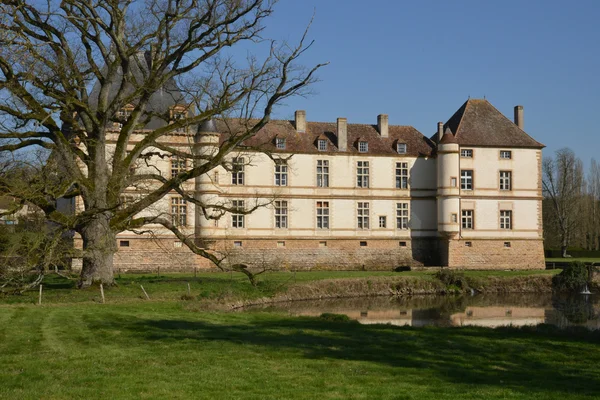 Bourgogne, il pittoresco villaggio di Cormatin a Saone et Loire — Foto Stock