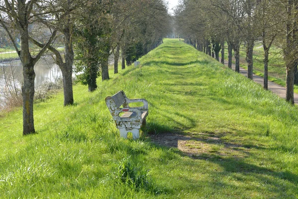 Ville pittoresque de Briare dans le Loiret — Photo