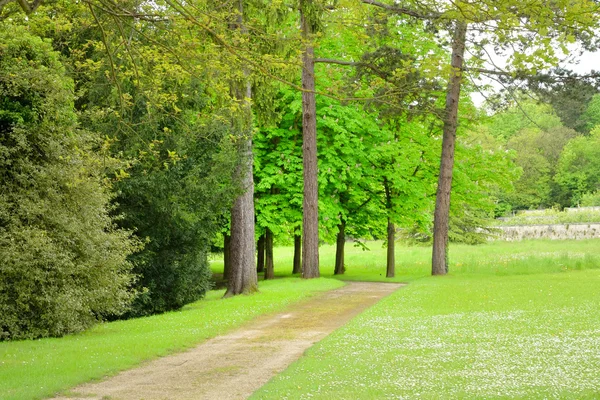 Francia, la pittoresca città di Cergy in ile de France — Foto Stock