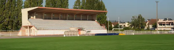 Frankreich, das Stadion von les mureaux — Stockfoto