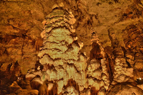 Slowenien, malerische und historische Höhle von Postojna — Stockfoto