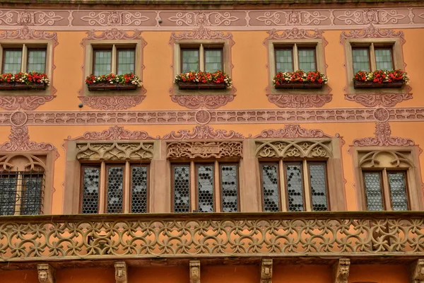 Bas rhin, la pintoresca ciudad de Obernai en alsacia — Foto de Stock