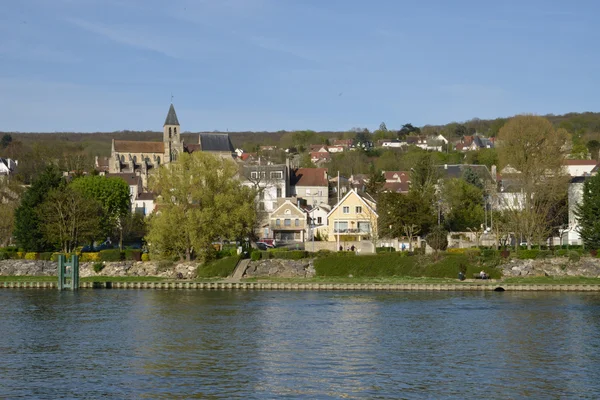 Fransa, Triel sur Seine 'in pitoresk şehri. — Stok fotoğraf