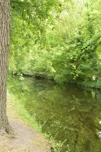 Francia, la pintoresca abadía de Royaumont en Val d Oise — Foto de Stock