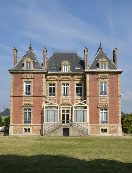 Ile de France, pittoresco villaggio di Ecquevilly — Foto Stock