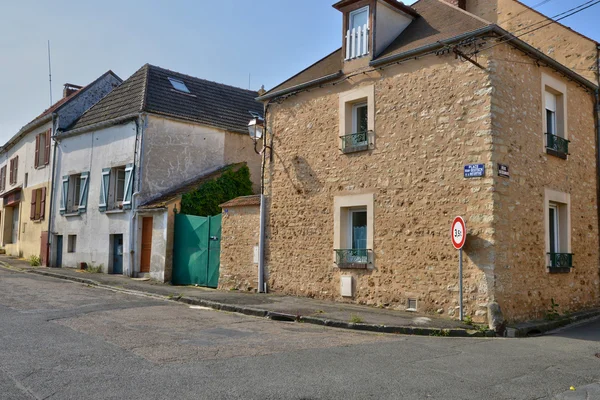 Ile de france, malerisches Dorf von ecquevilly — Stockfoto