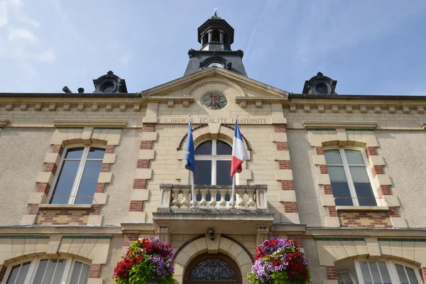 Francja, malowniczym mieście Jouy le Moutier — Zdjęcie stockowe