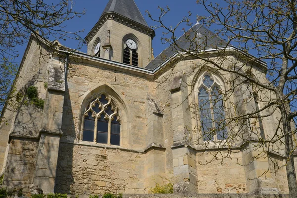 Francia, la pintoresca iglesia de Fremainville — Foto de Stock