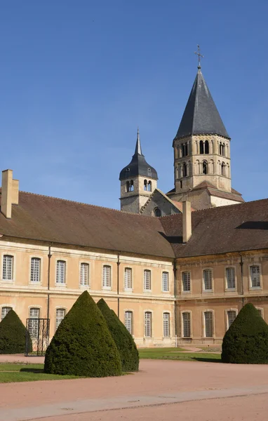 Francia, pittoresca città di Cluny in Saone et Loire — Foto Stock