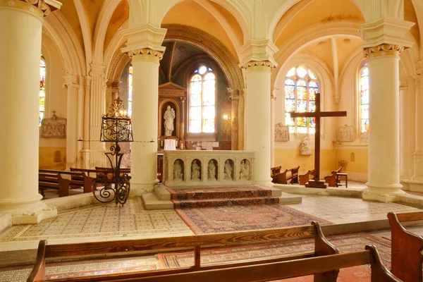 France, the picturesque church of Triel sur Seine — Stock Photo, Image