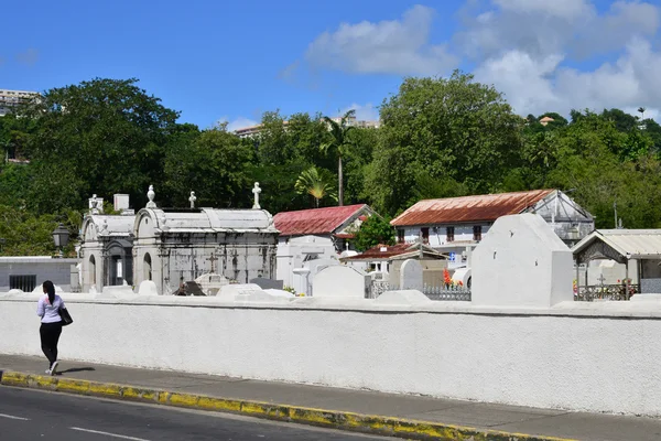 Martinica, pintoresca ciudad de Fort de France en las Indias Occidentales — Foto de Stock