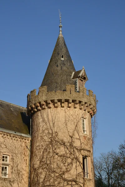 Saone et Loire, o pitoresco castelo de Bellecroix em Chagny — Fotografia de Stock
