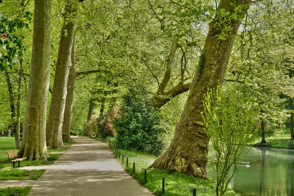 Ile de France, malebném městě Poissy — Stock fotografie