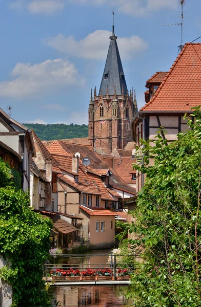 Francia, la pittoresca città di Wissembourg nel Basso Reno — Foto Stock