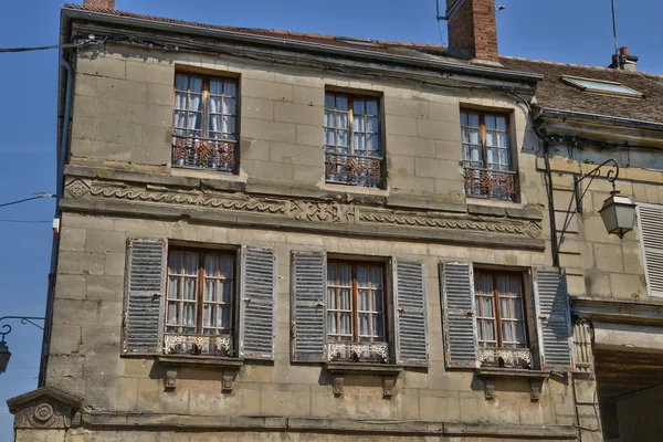 Frankrijk, de schilderachtige stad van Magny en Vexin — Stockfoto