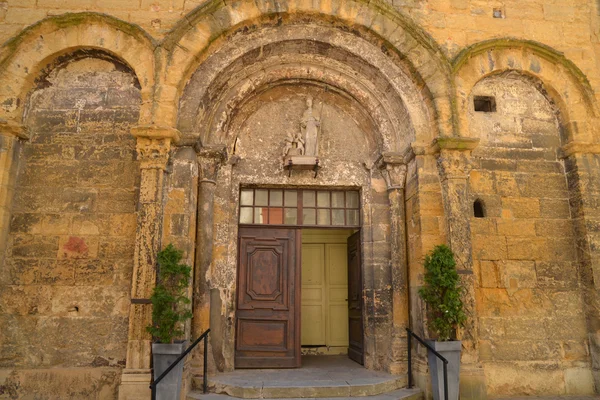 Francia, pintoresca ciudad de Marcigny en Saone et Loire —  Fotos de Stock