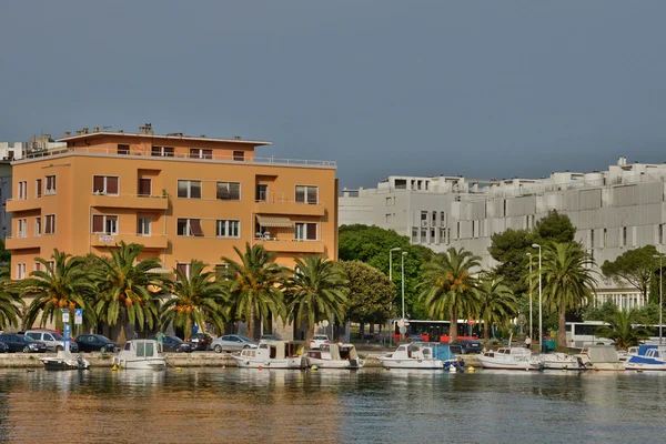 Croácia, cidade pitoresca de Zadar nos Balcãs — Fotografia de Stock