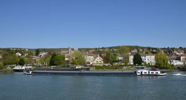 Francia, la pittoresca città di triel sur seine — Foto Stock