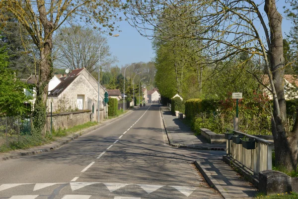 Francia, el pintoresco pueblo de Seraincourt — Foto de Stock