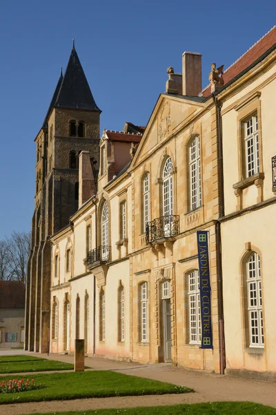 Saone et loire, die malerische Stadt paray le monial — Stockfoto