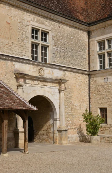 Cote d or, das malerische Schloss von le clos de vougeot in bourg — Stockfoto