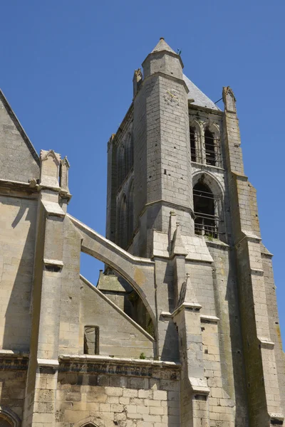 France, picturesque church of Chambly in Picardie — Stock Photo, Image