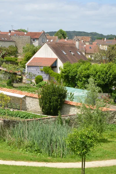 Ile de France, festői falu a Oinville sur Montcient — Stock Fotó