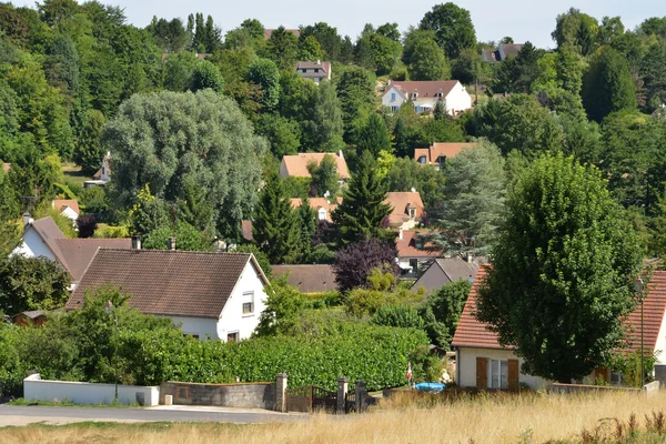 Fransa, taraf sur montcient pitoresk Köyü — Stok fotoğraf