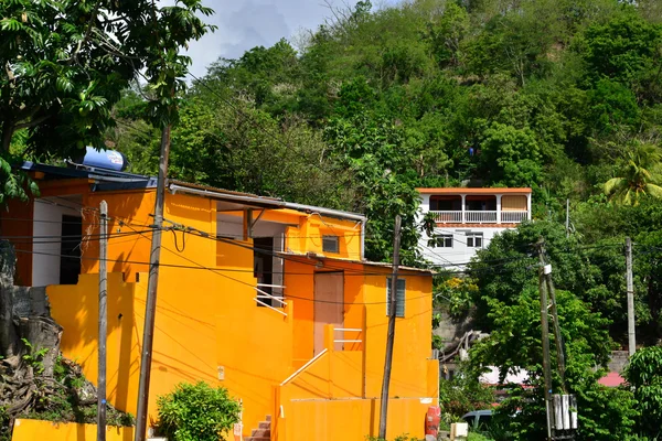 Martinica, a pitoresca cidade de Le Precheur nas Índias Ocidentais — Fotografia de Stock